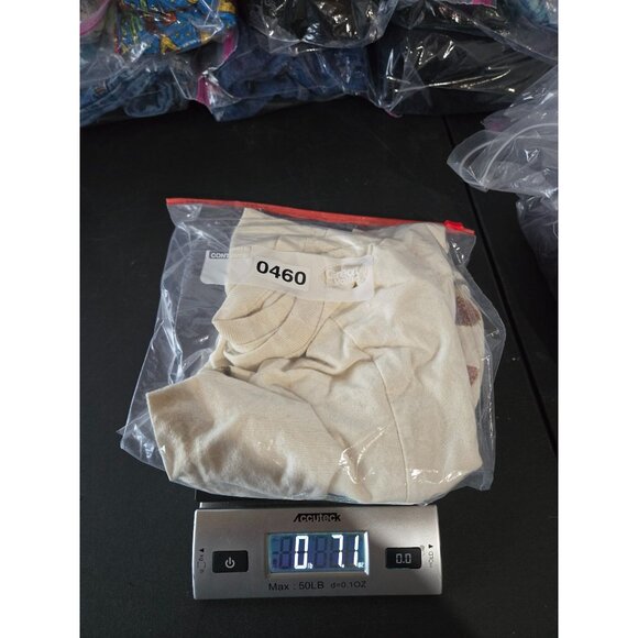 Hot Topic Womens Skull Floral Mushroom Short Sleeve T-Shirt Size XL Whimsigoth - Picture 7 of 7